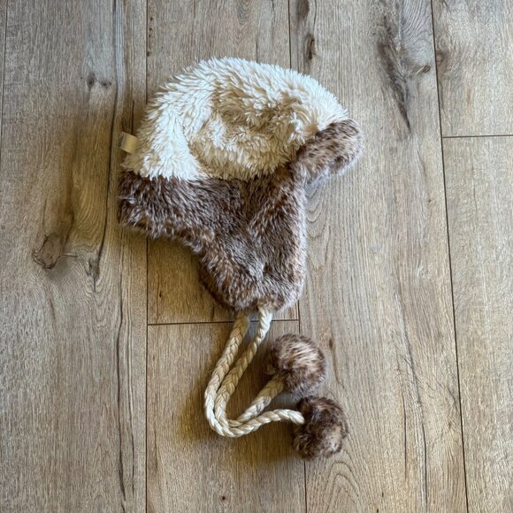 AEO Y2K Faux Fur Trapper Braided Strap w Round Fur Bauble Cozy Winter Hat - Picture 13 of 15